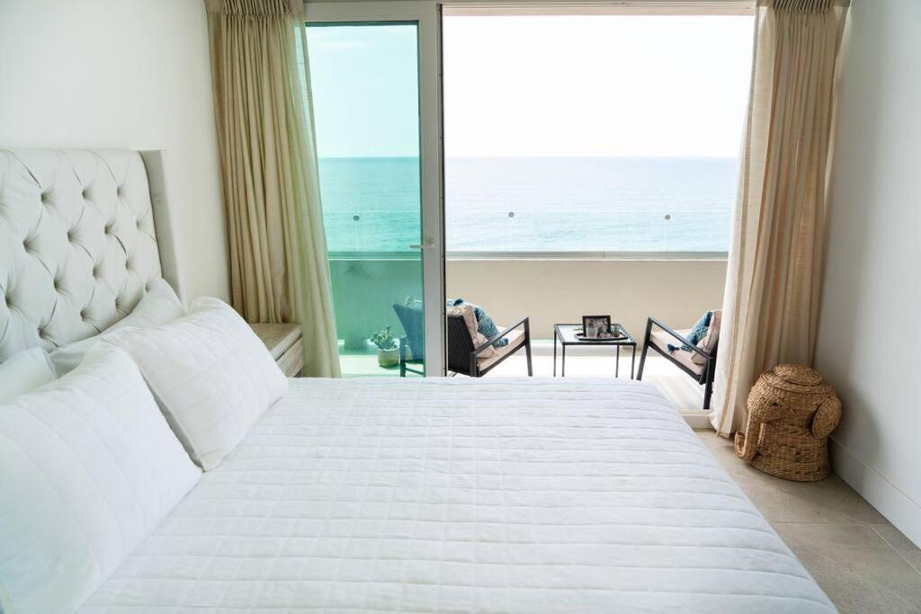 Hotel Suite Luxe Sunset Tijuana Buitenkant foto